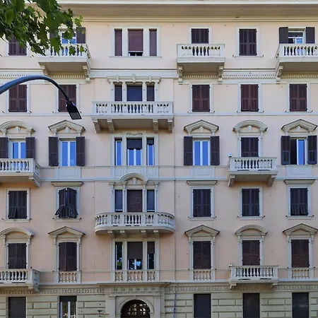 Octopus By Wonderful Italy Apartment Genoa